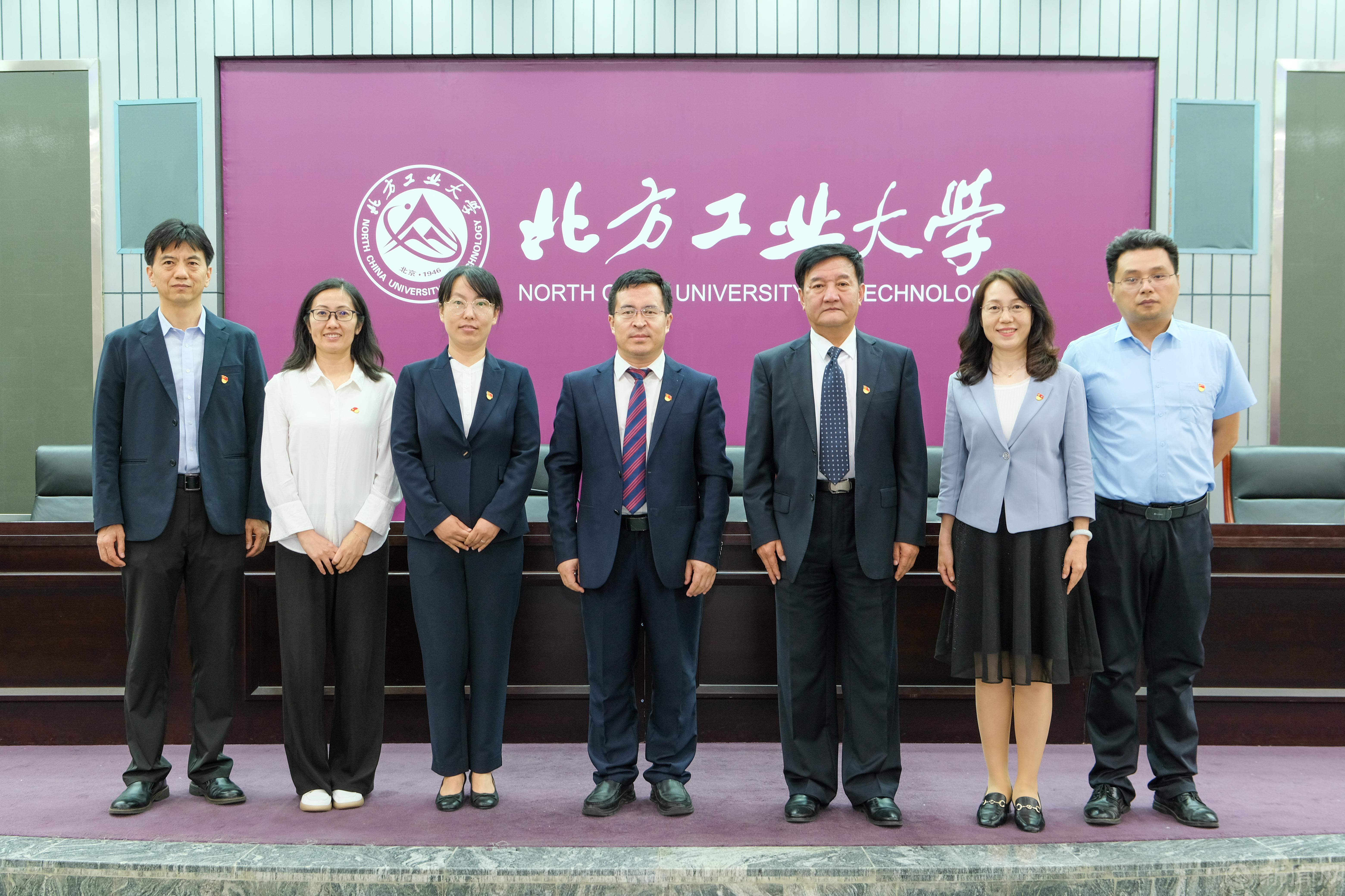 8.新當選合影.jpg 8.新當選合影.jpg