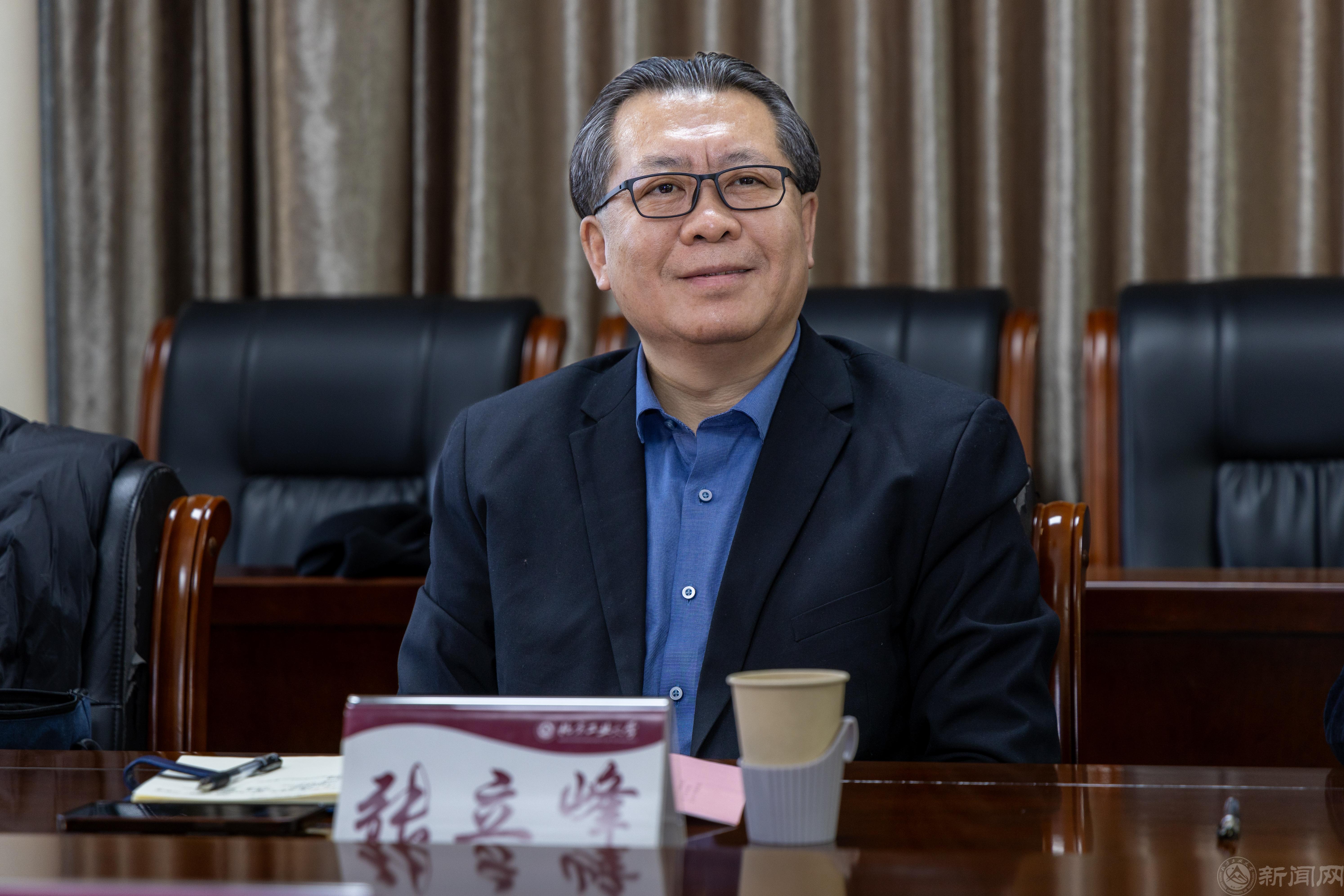 C50A0783.jpg C50A0783.jpg