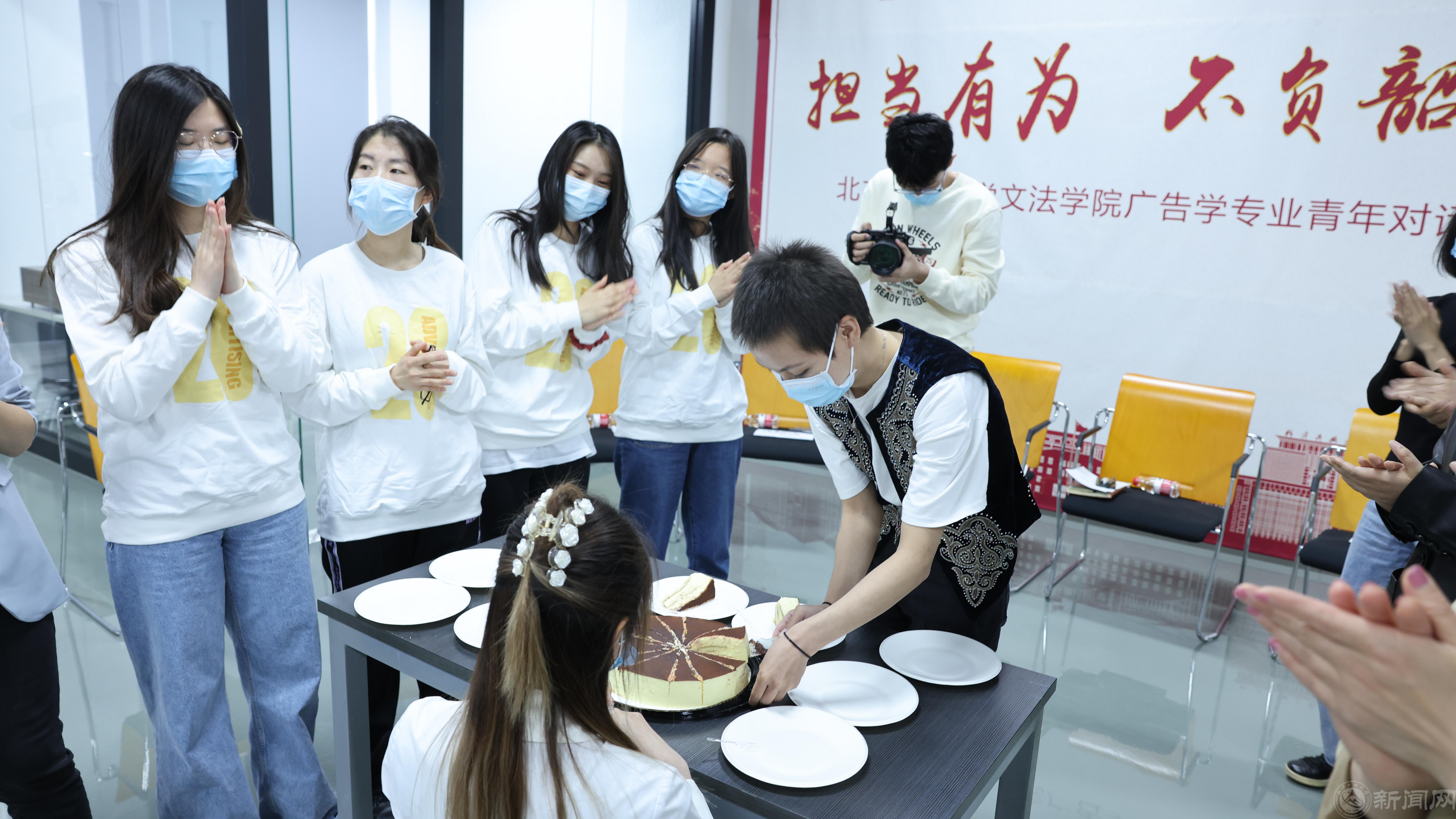 微信圖片_202205080925345.jpg 微信圖片_202205080925345.jpg