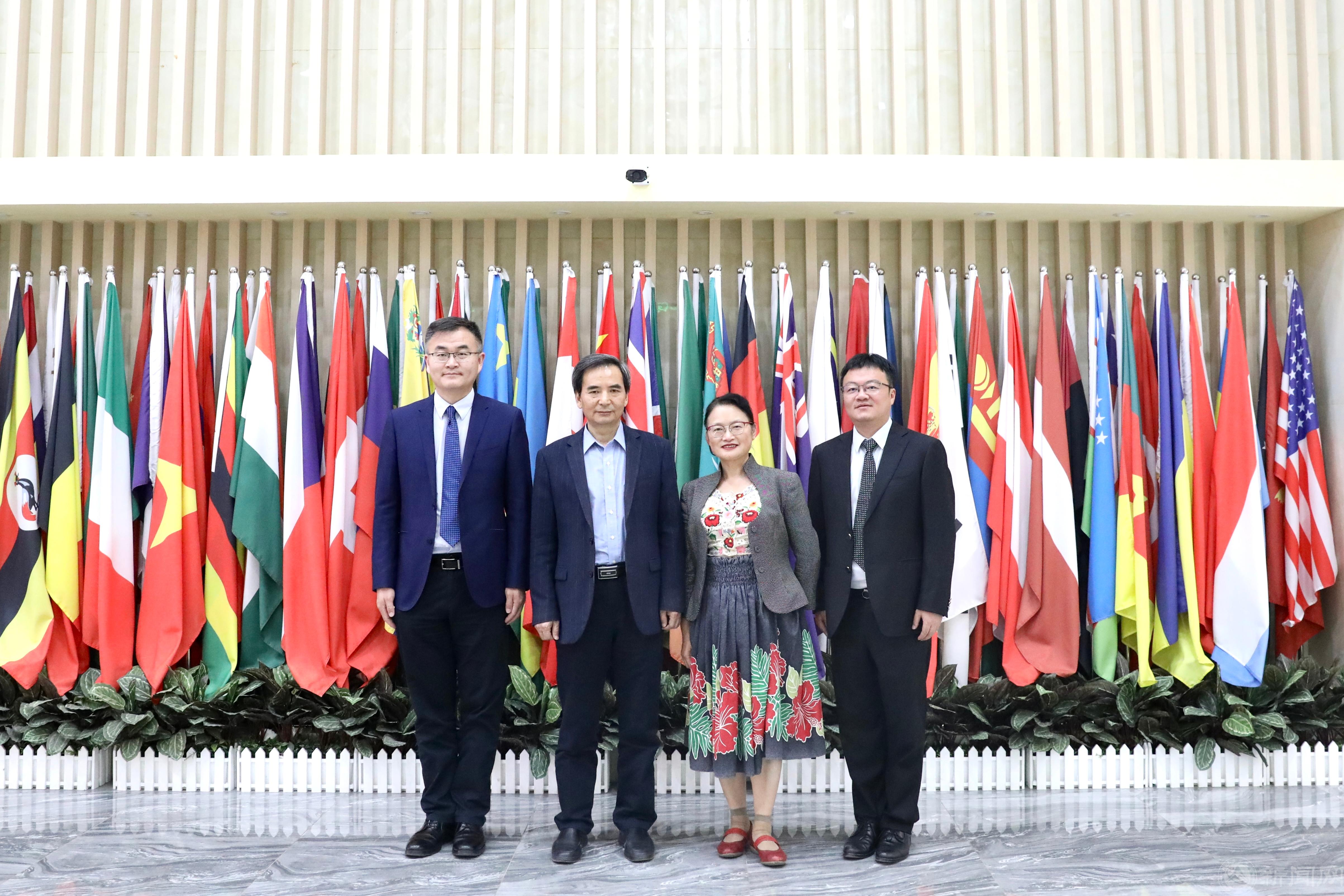 68bdd006ecd4a0b98eb967b58357509.jpg 68bdd006ecd4a0b98eb967b58357509.jpg