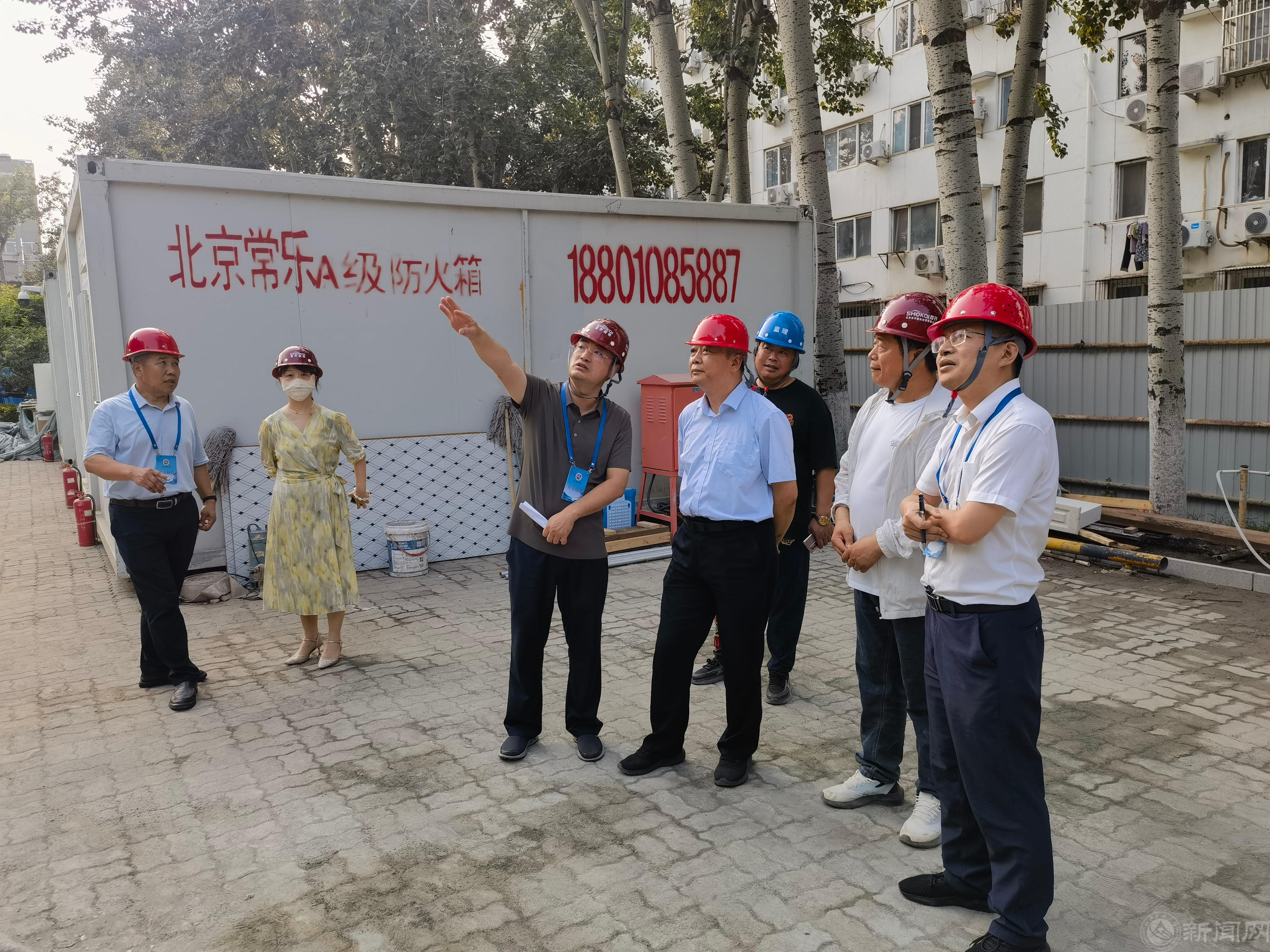 劉書記2.jpg 劉書記2.jpg