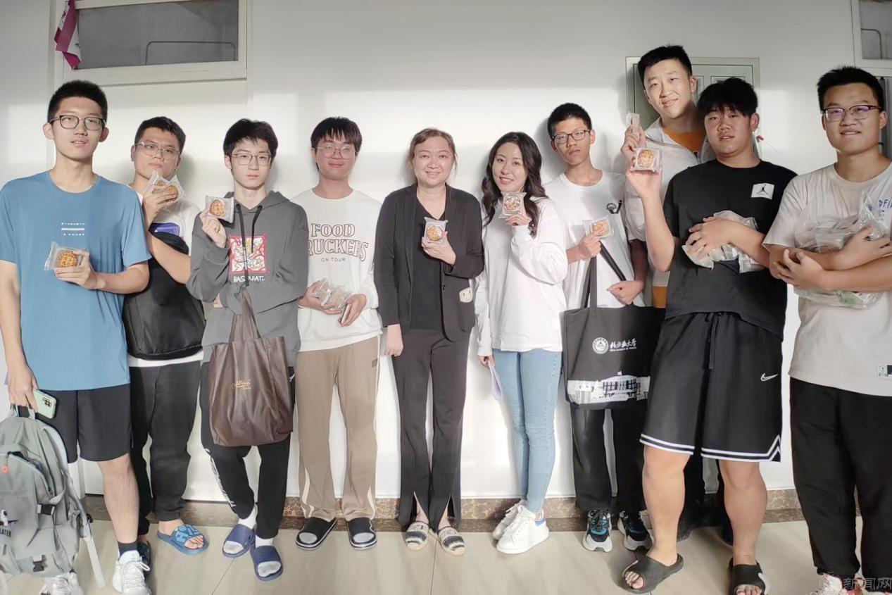 圖片2.jpg 圖片2.jpg