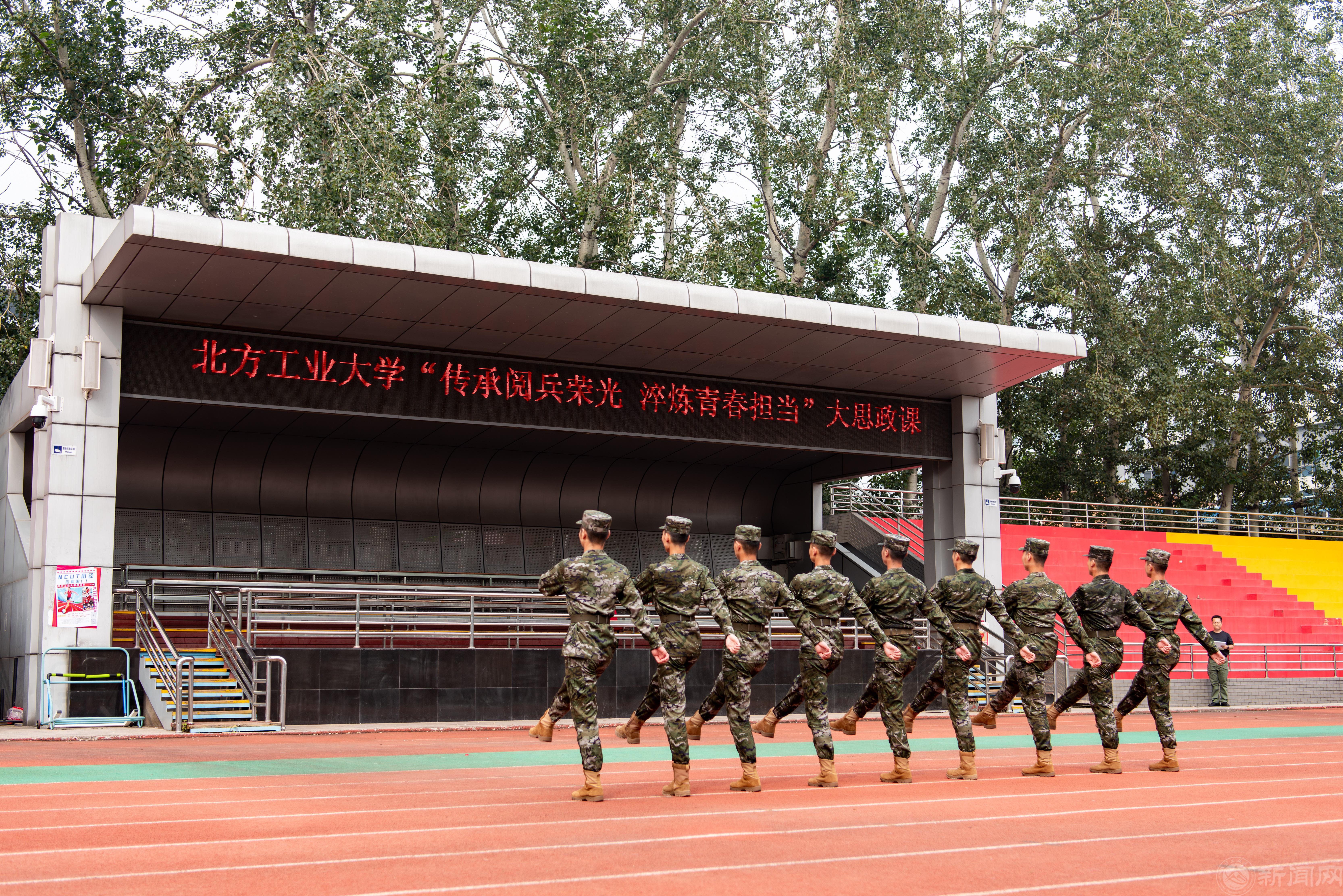 戰士風采展示.jpg 戰士風采展示.jpg