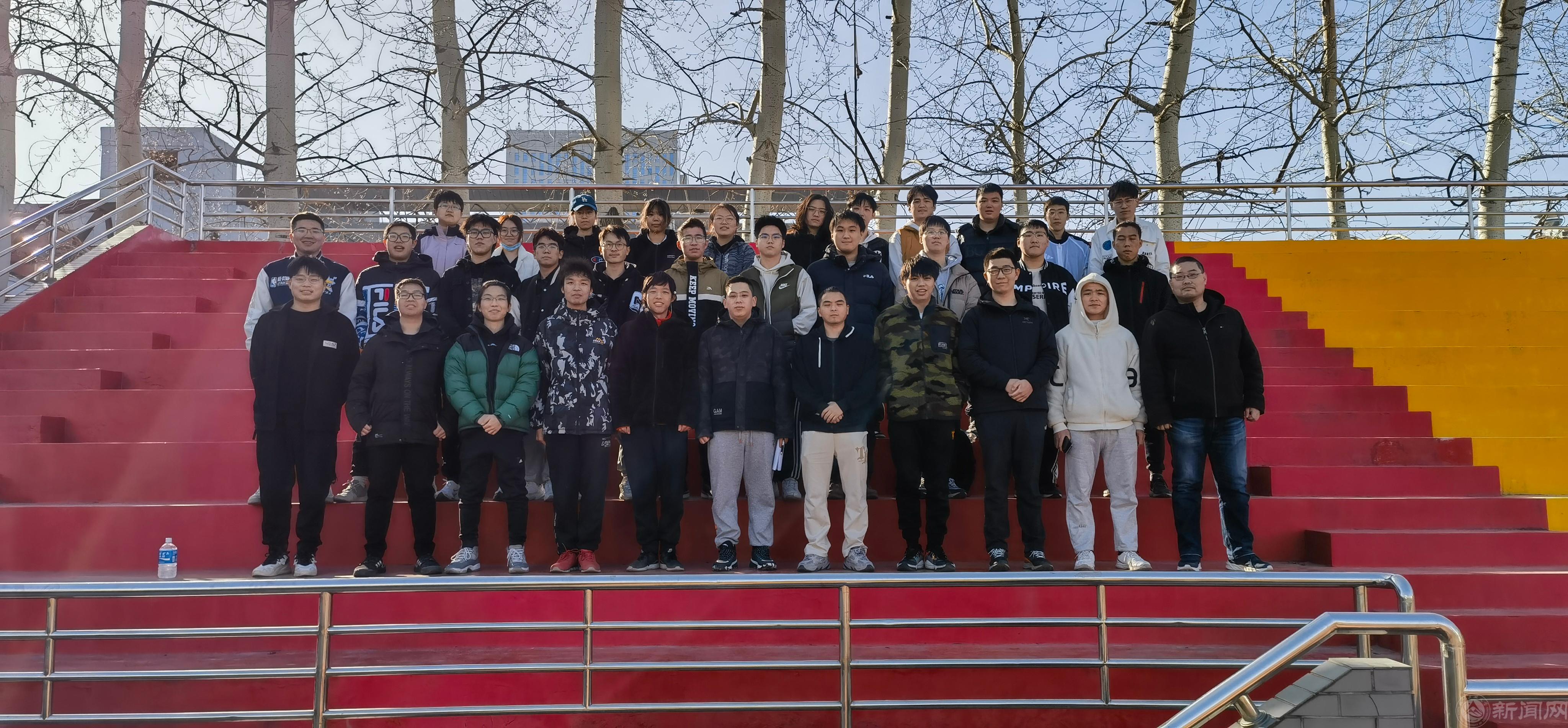 閆佳慶自21-1_20230305101142.jpg 閆佳慶自21-1_20230305101142.jpg