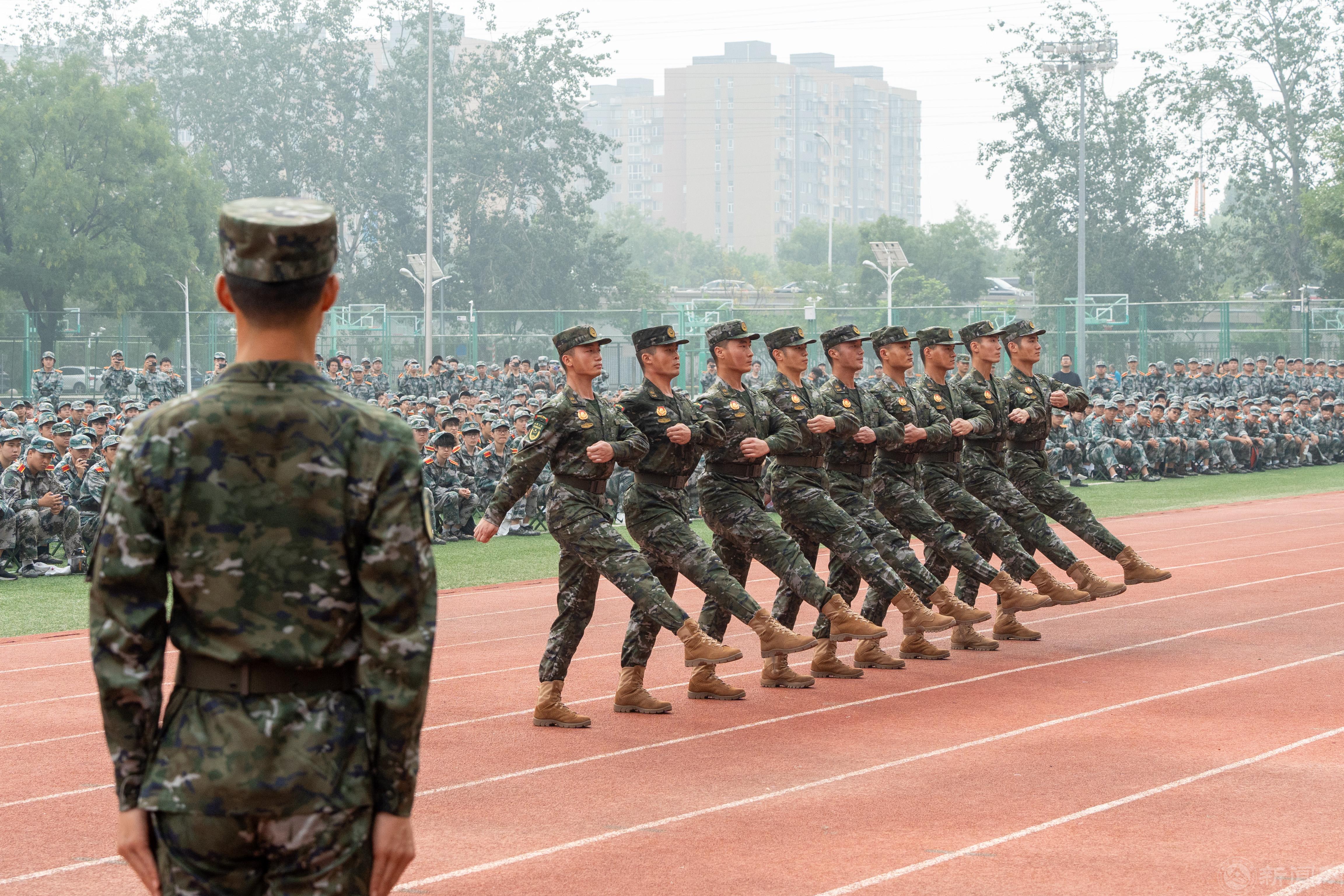受閱官兵風采展示.jpg 受閱官兵風采展示.jpg