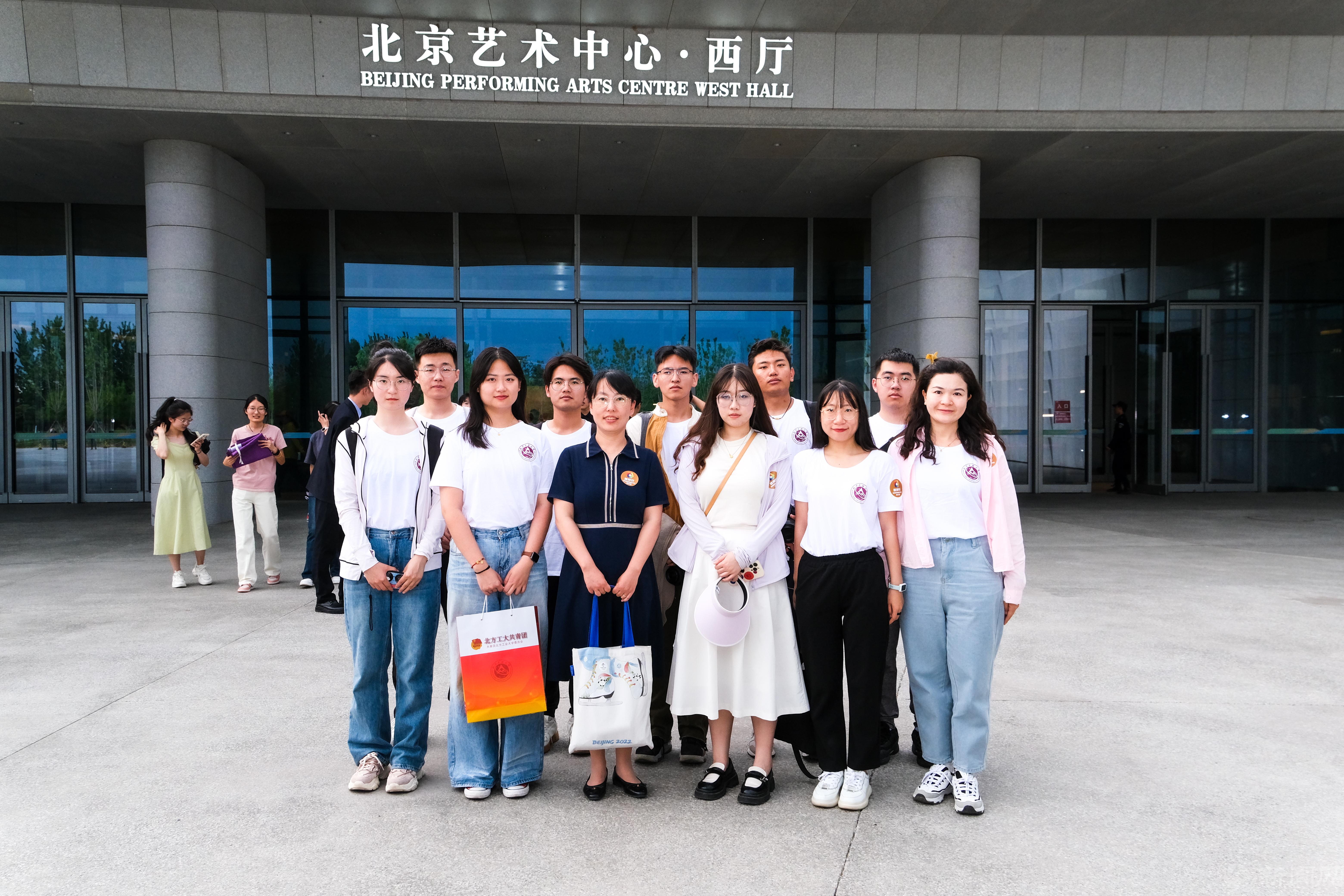 c2bbb417f632d13dc3c75b5ad13bba6.jpg c2bbb417f632d13dc3c75b5ad13bba6.jpg