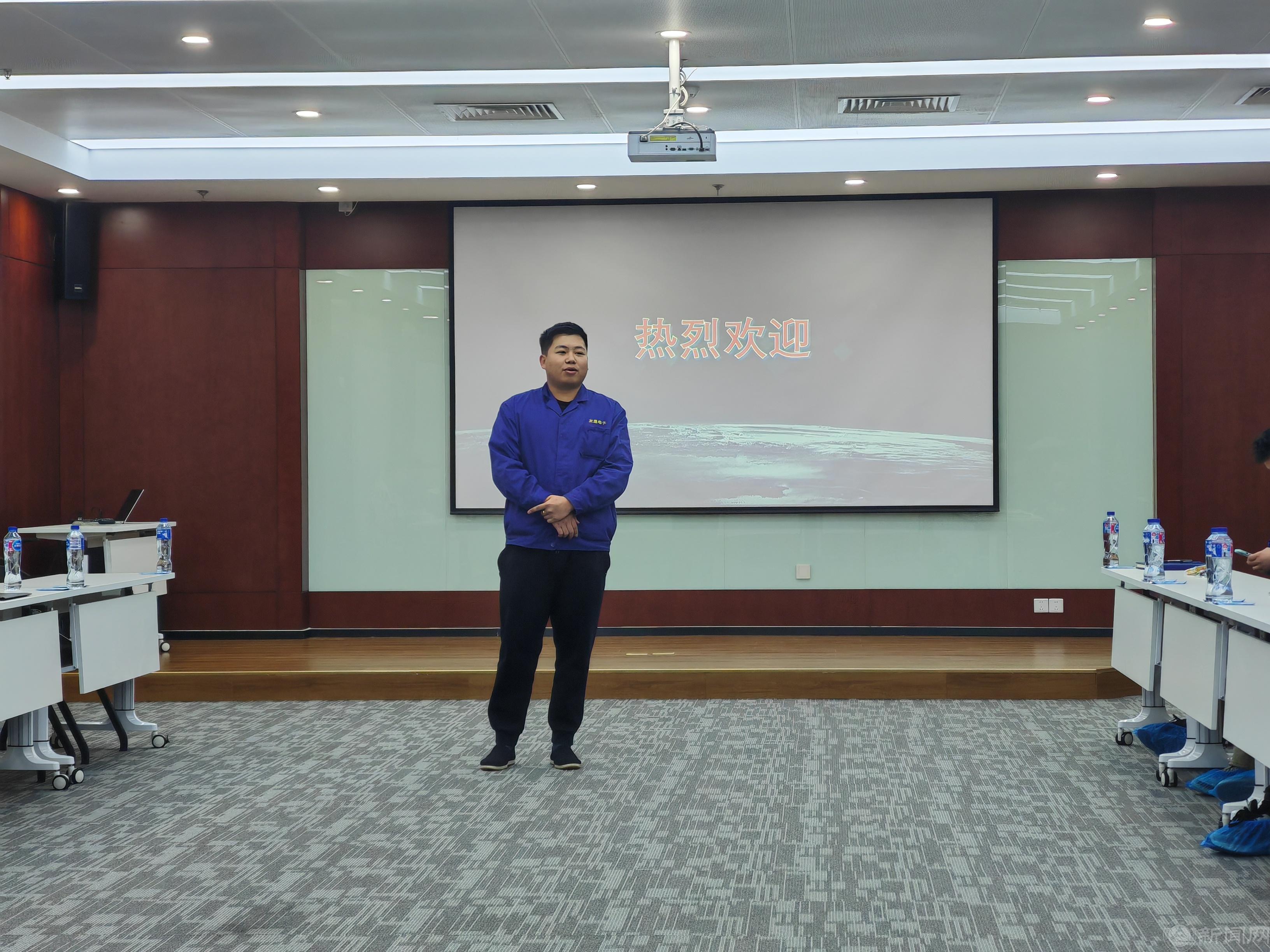 9c6c8e36c7886456931b1aa364f827f.jpg 9c6c8e36c7886456931b1aa364f827f.jpg